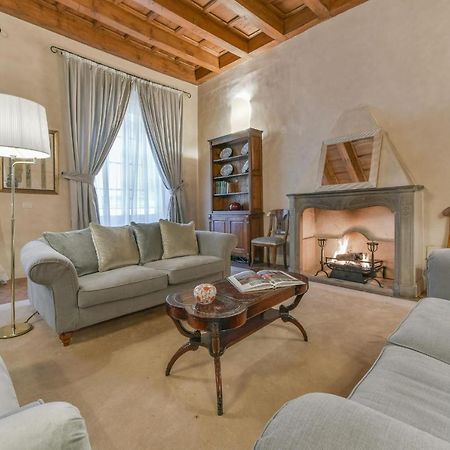 Pontormo Apartment With Fireplace In Oltrarno Florence Buitenkant foto