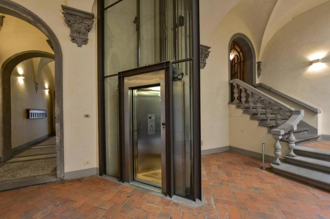 Pontormo Apartment With Fireplace In Oltrarno Florence Buitenkant foto